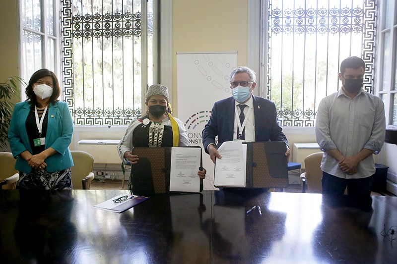 Universidades del Estado firman inédito acuerdo de cooperación con la Convención Constitucional